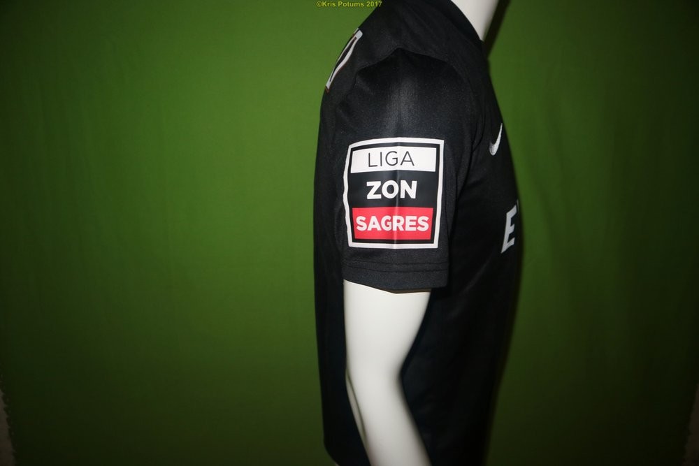 Académica de Coimbra 2013-14 Home Kit