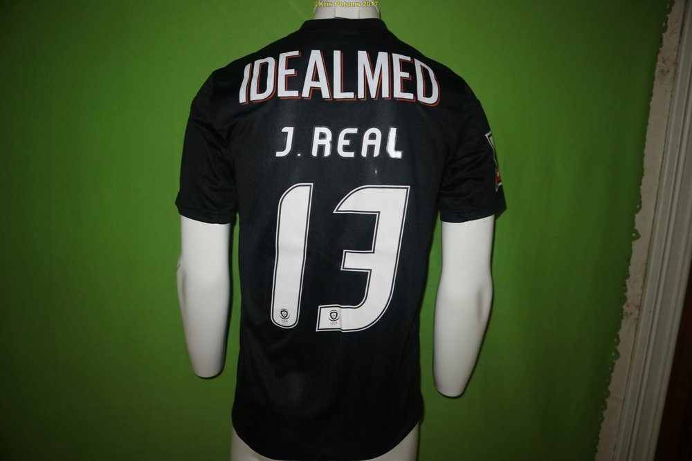 Académica de Coimbra 2013-14 Home Kit