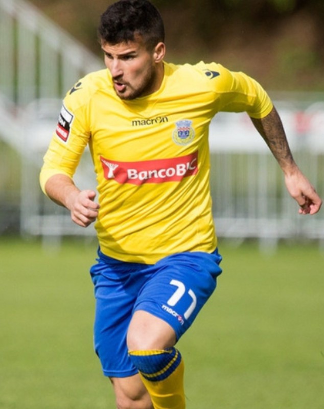 FC Arouca 2013-14 Home Kit