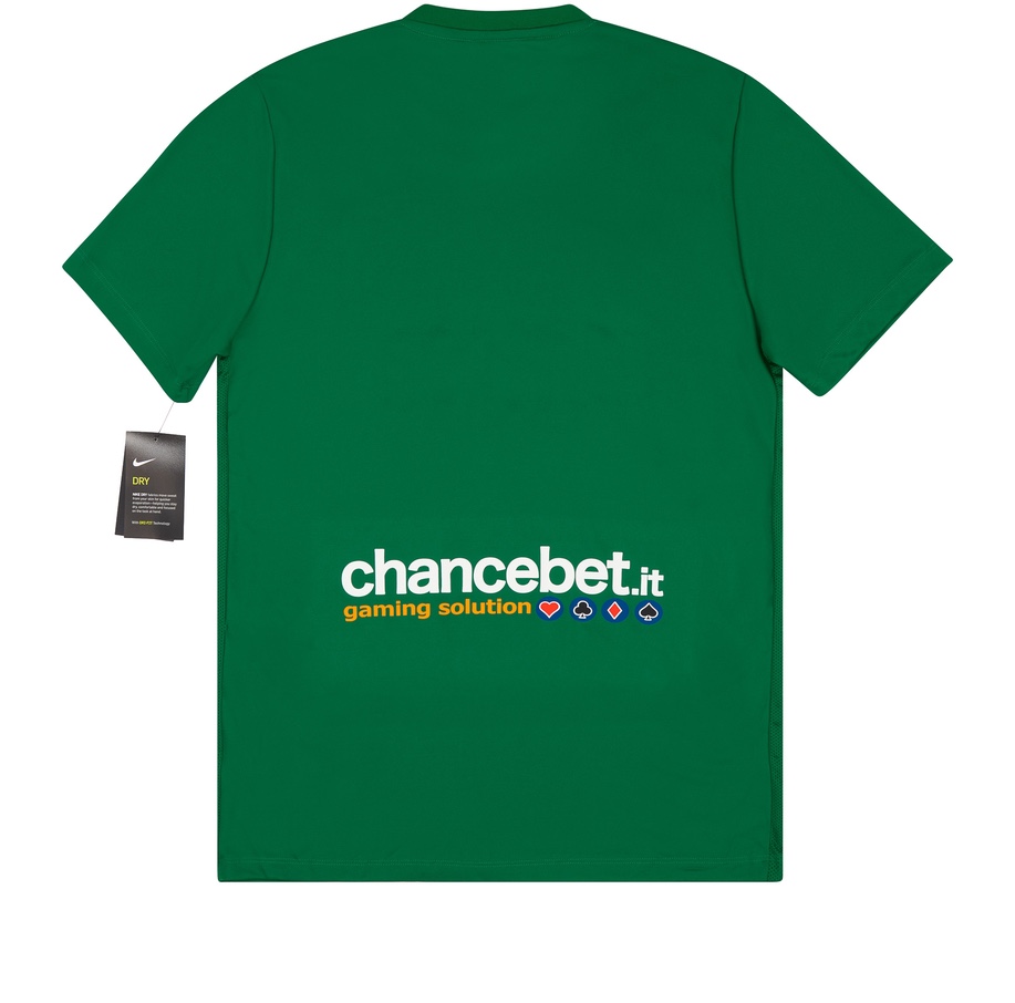 Hellas Verona 2017-18 GK 1 Kit