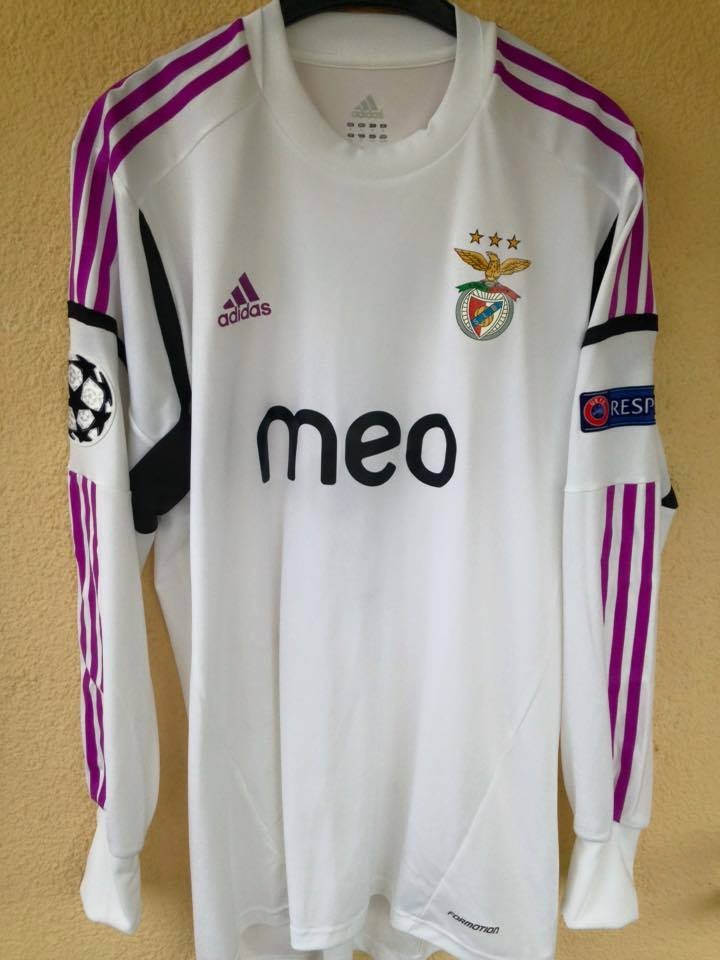 SL Benfica 2012-13 GK Away Kit