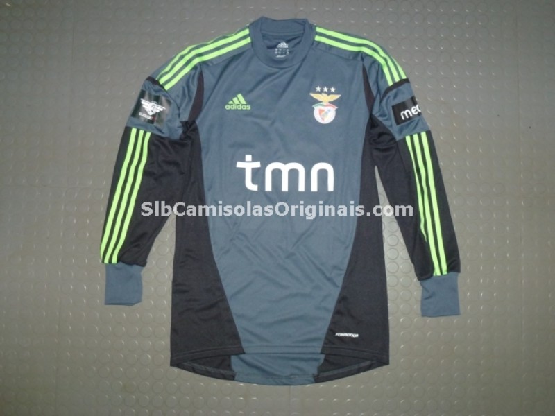SL Benfica 2012-13 GK Third Kit
