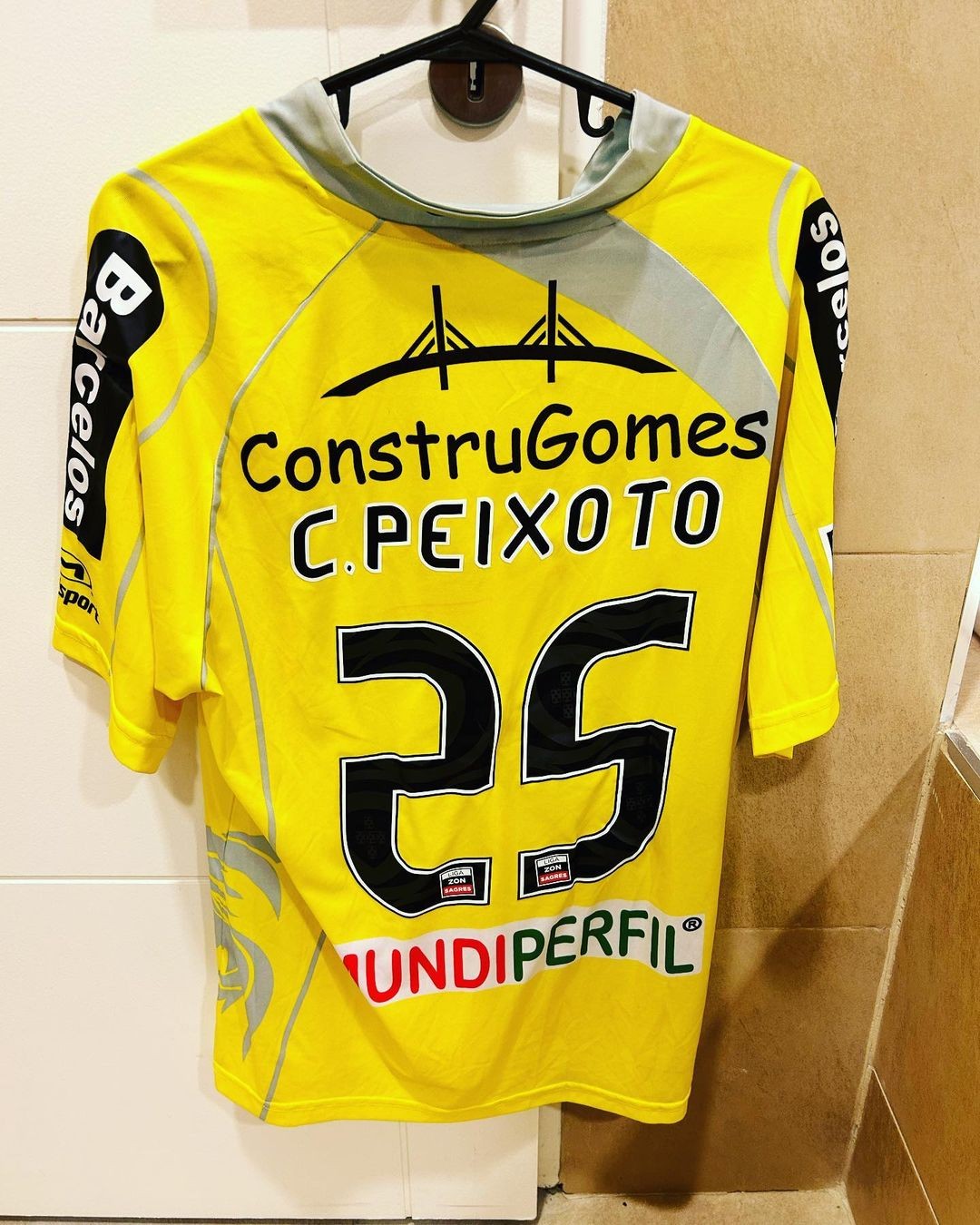 Gil Vicente 2011-12 Away Kit