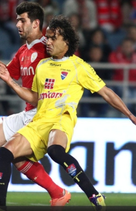 Gil Vicente 2011-12 Away Kit