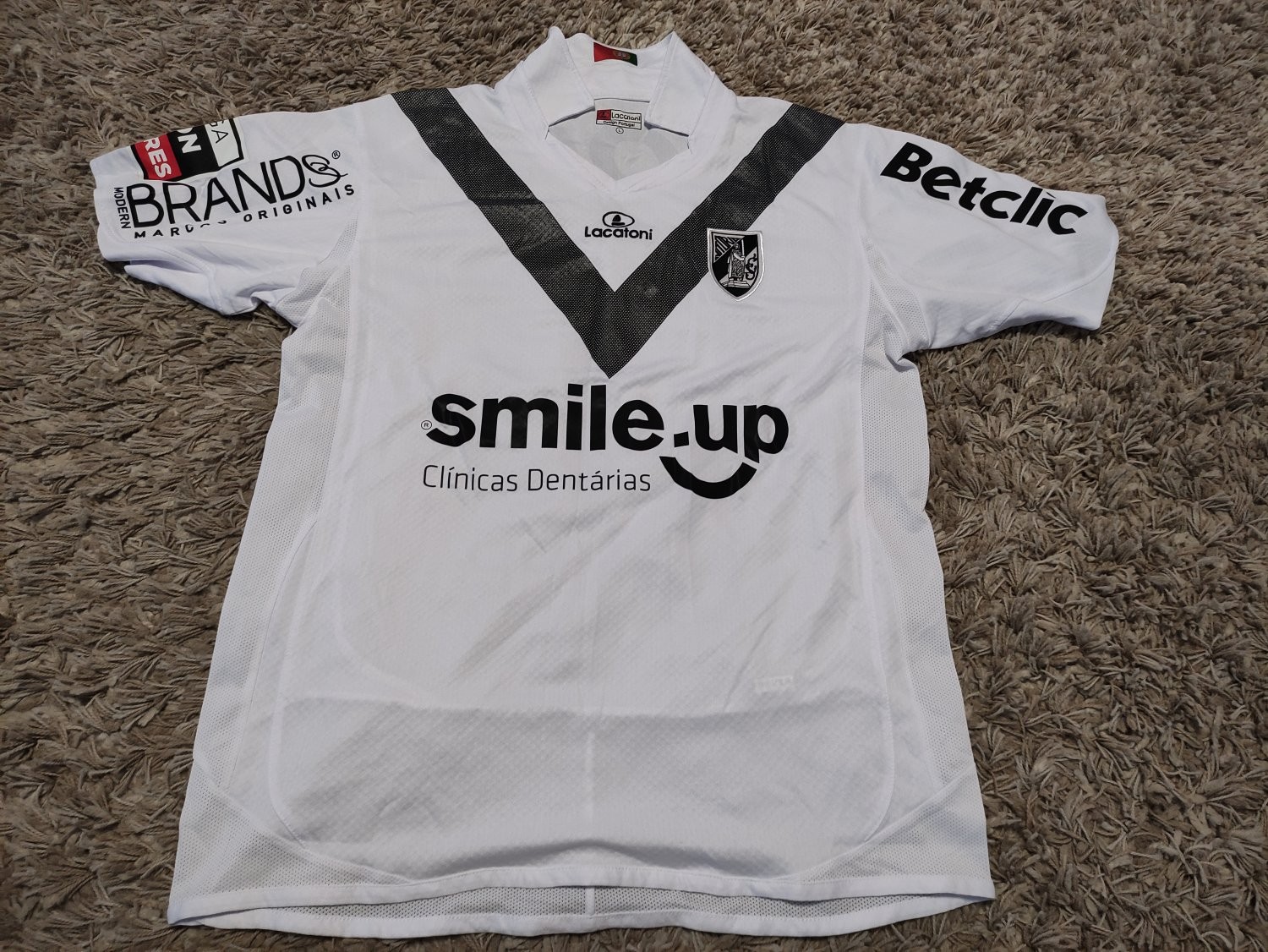 Vitória SC 2011-12 Home Kit