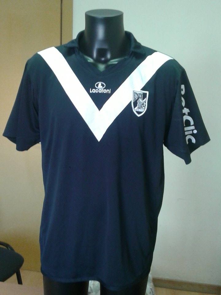 Vitória SC 2011-12 Away Kit