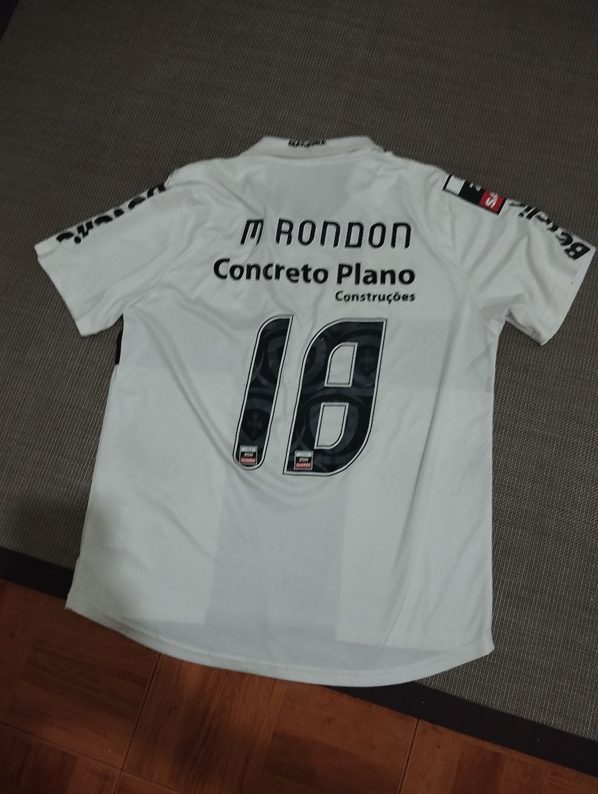 CD Nacional 2011-12 Home Kit