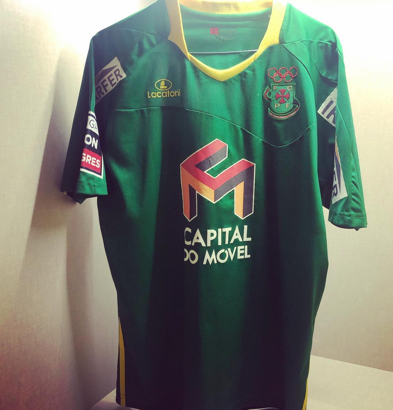 Paços de Ferreira 2011-12 Away Kit
