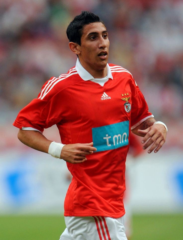 SL Benfica 2009-10 Home Kit