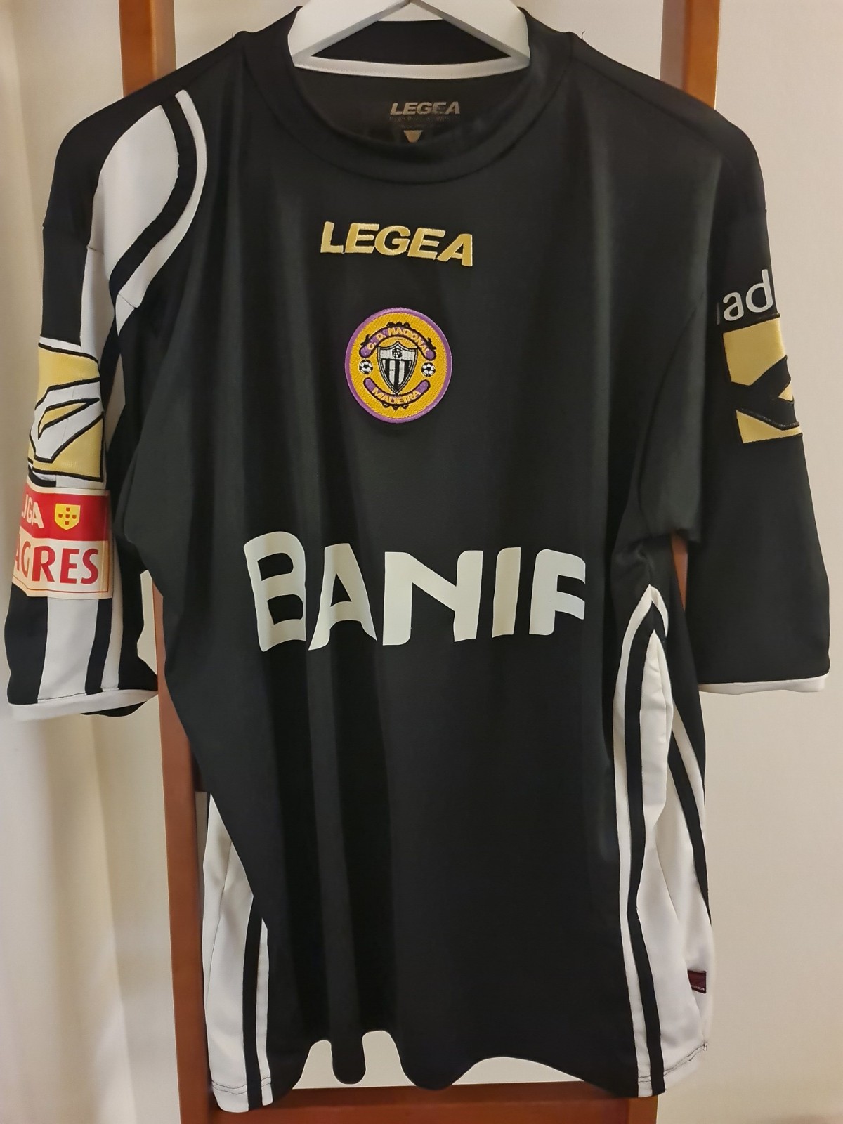 CD Nacional 2008-09 Away Kit