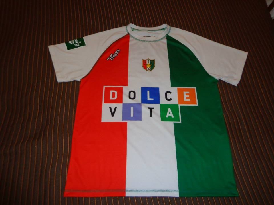 Estrela da Amadora 2008-09 Home Kit