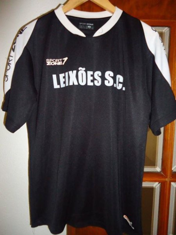 Leixões 2008-09 GK 2 Kit