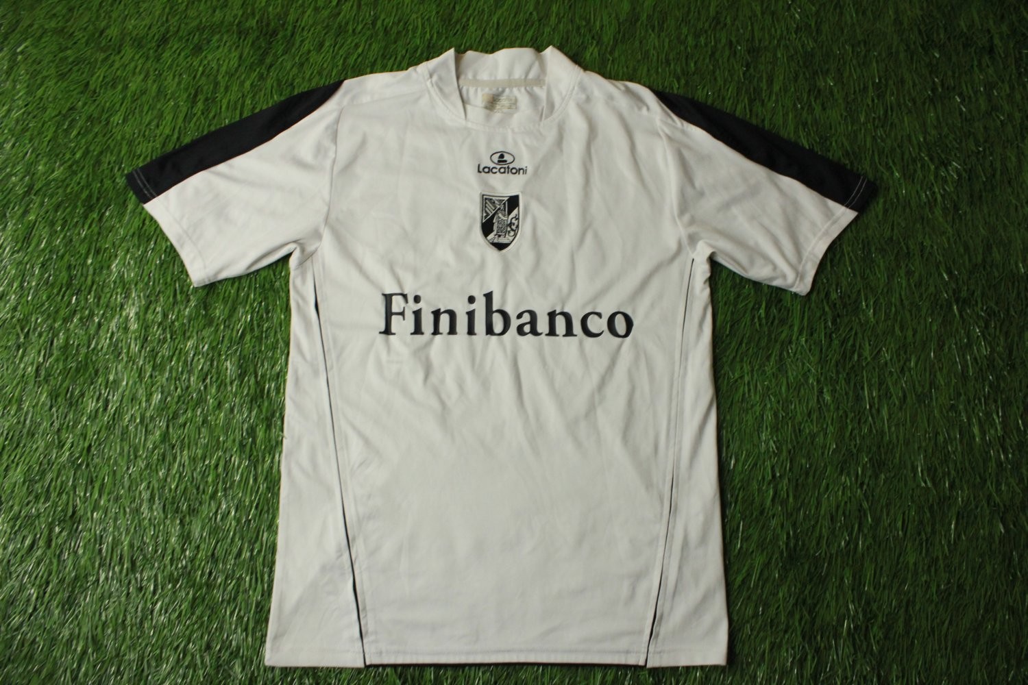 Vitória SC 2006-07 Home Kit