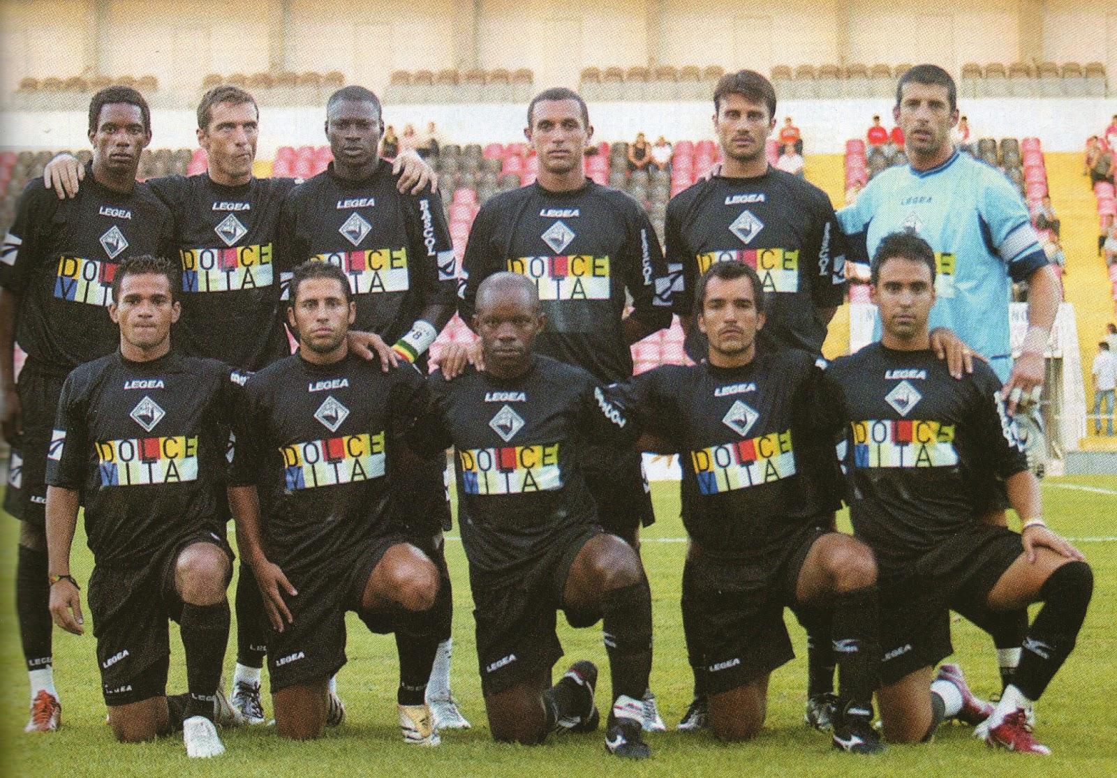 Académica de Coimbra 2006-07 Home Kit