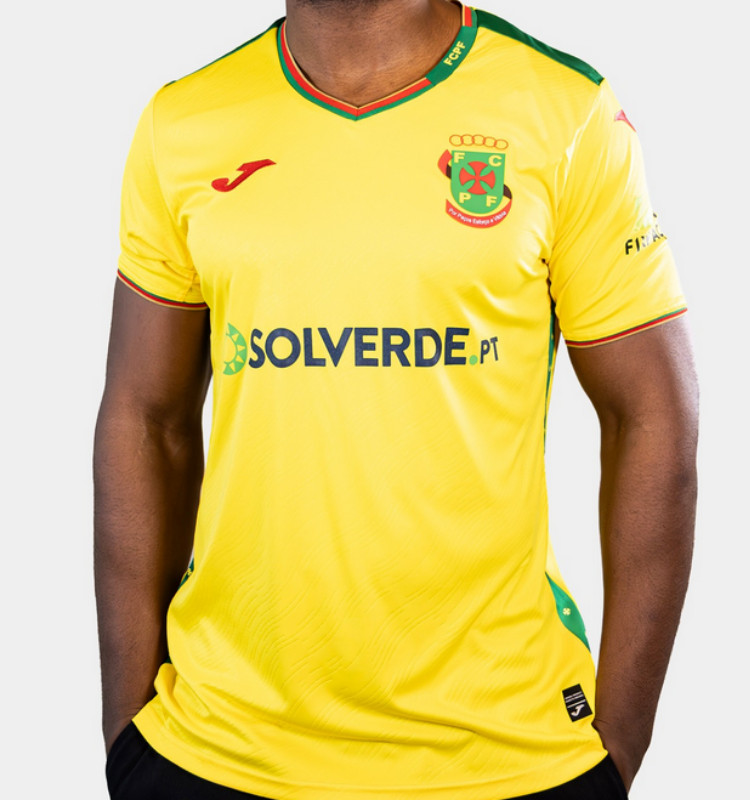 Paços de Ferreira 2025-26 Home Kit