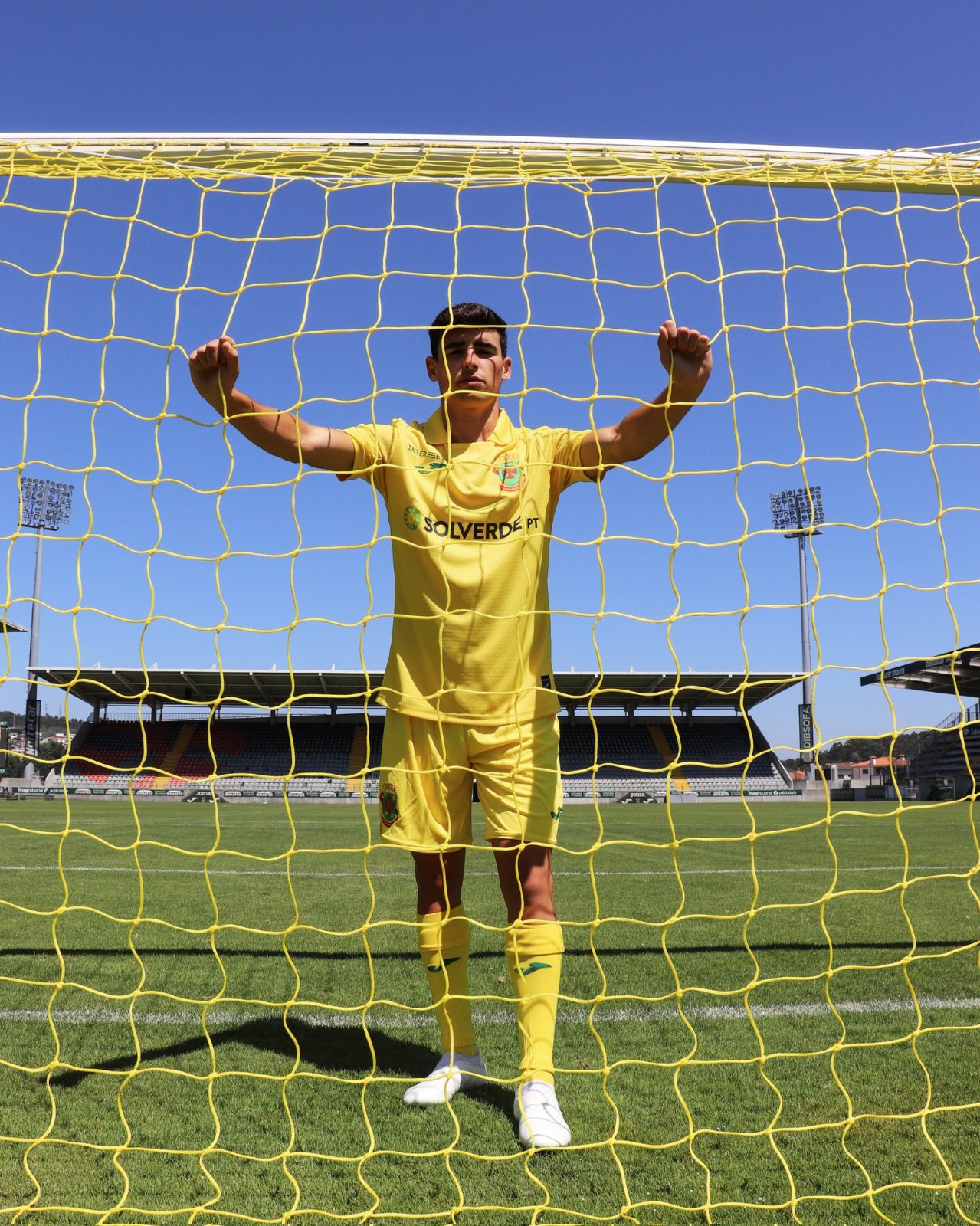 Paços de Ferreira 2024-25 Home Kit