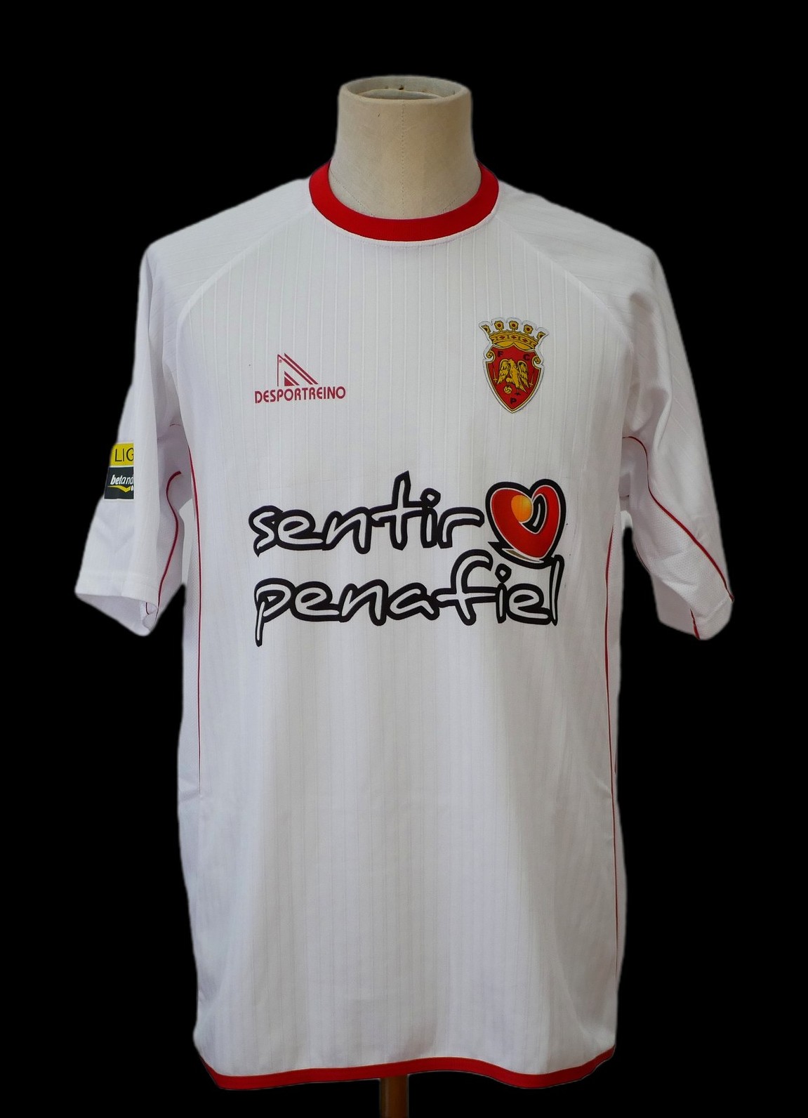 FC Penafiel 2005-06 Away Kit