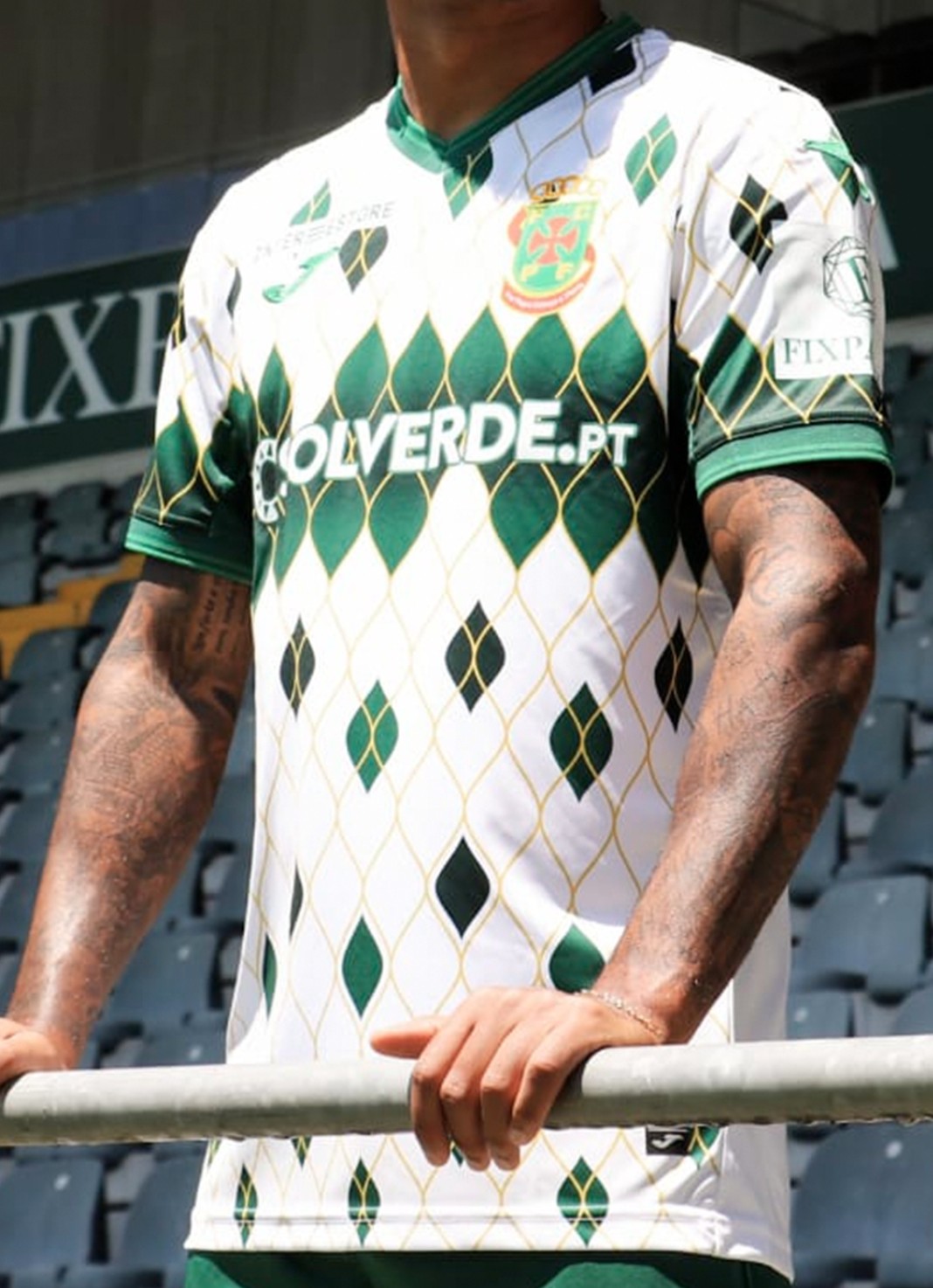 Paços de Ferreira 2024-25 Away Kit