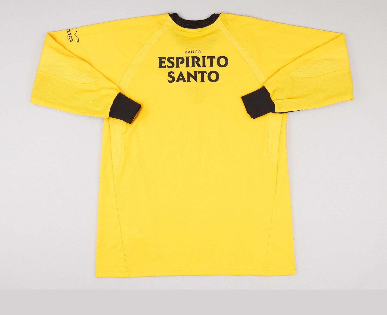 SL Benfica 2004-05 GK 2 Kit