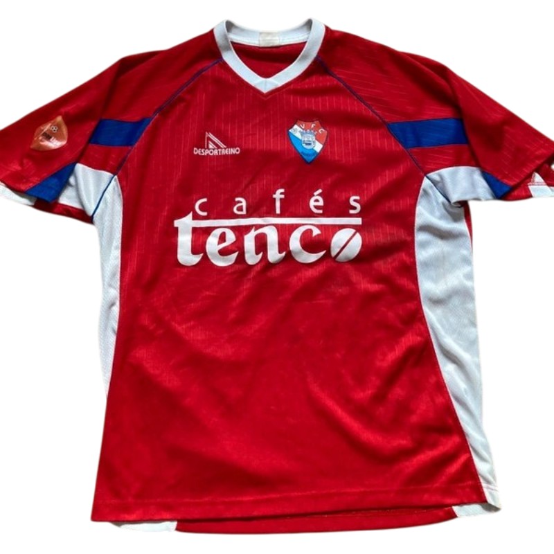 Gil Vicente 2004-05 Home Kit