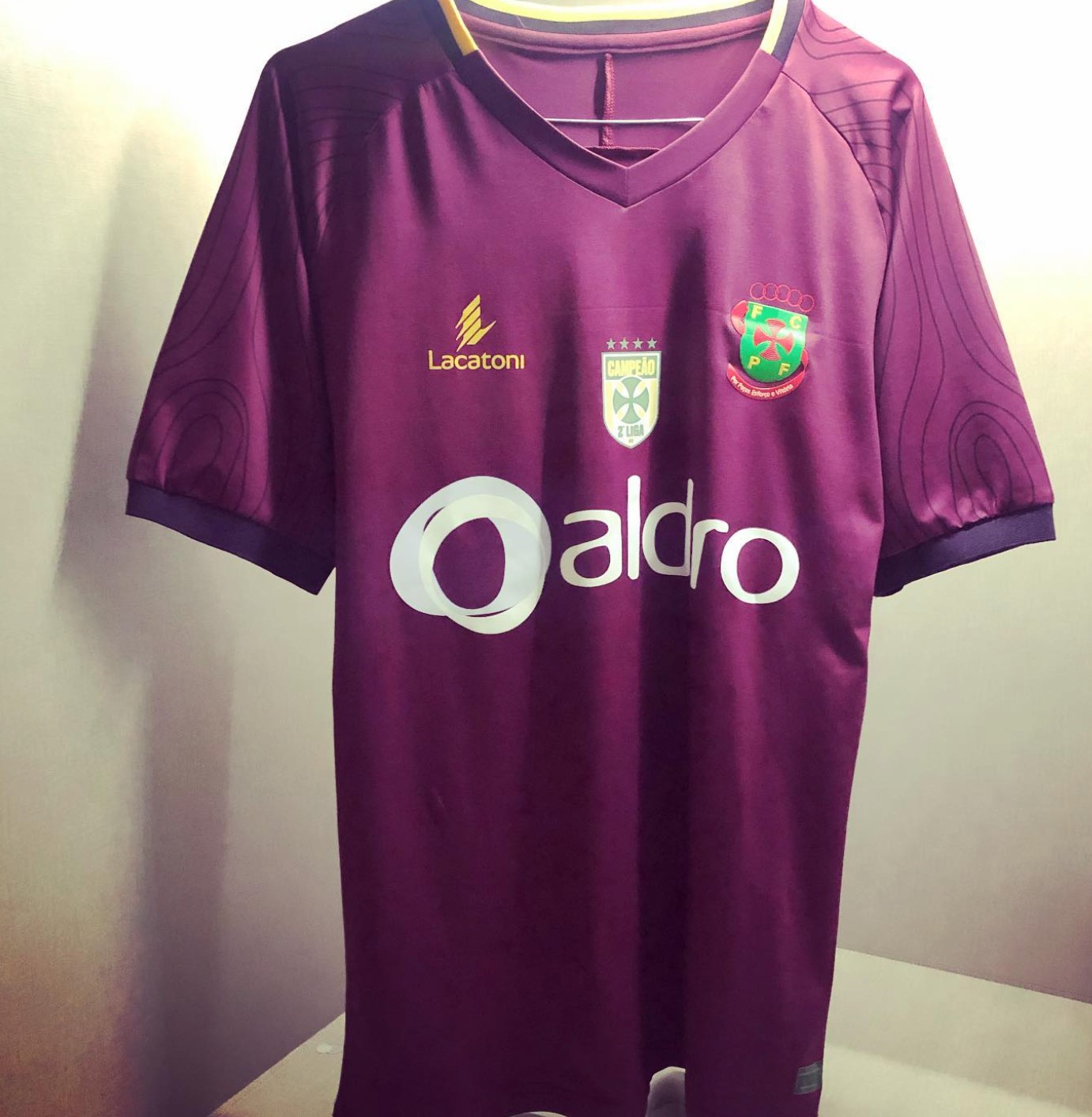 Paços de Ferreira 2018-19 GK 3 Kit
