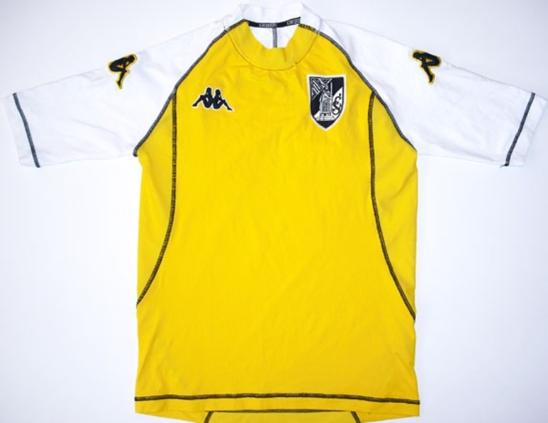 Vitória SC 2004-05 Away 2 Kit