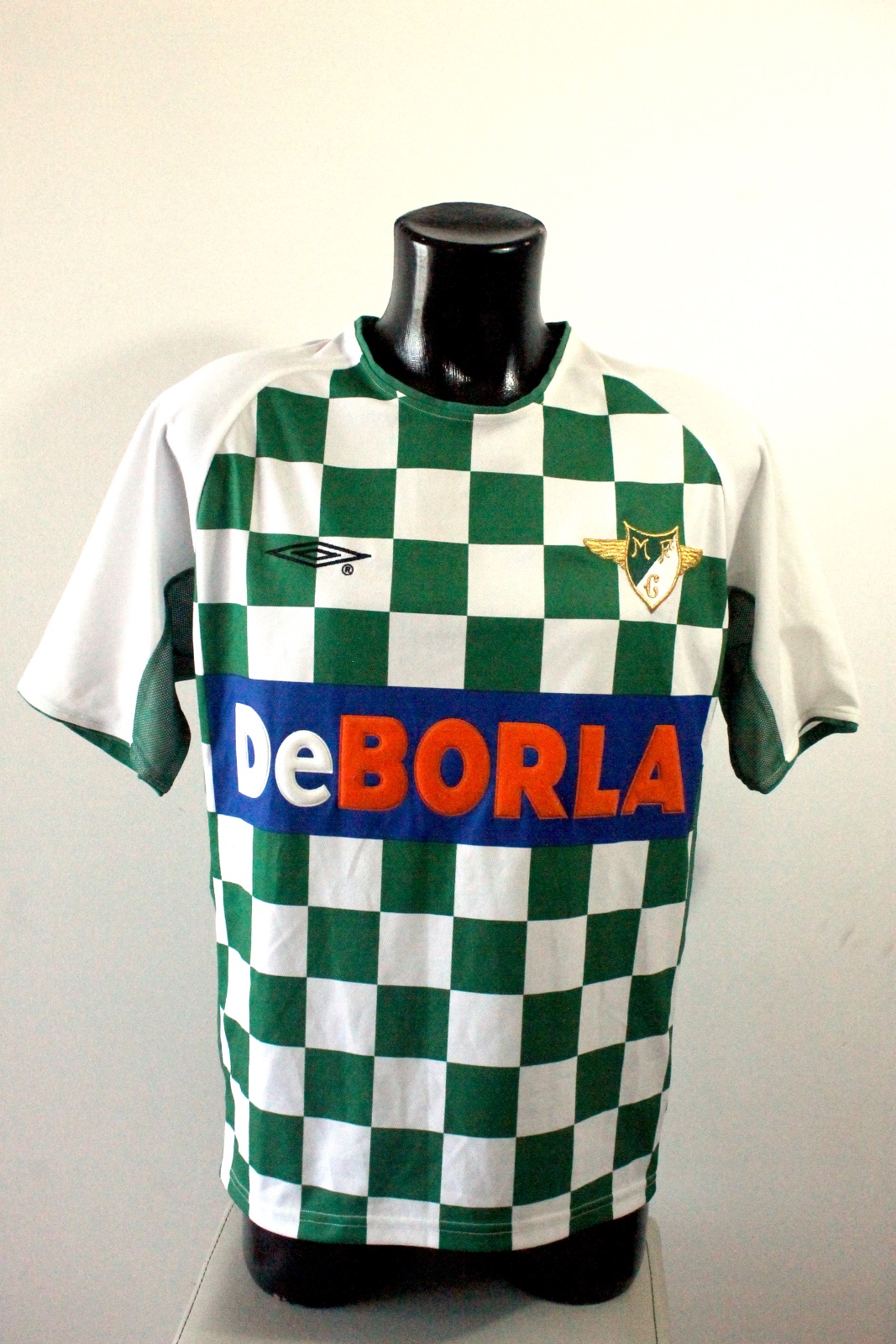 Moreirense 2004-05 Home Kit