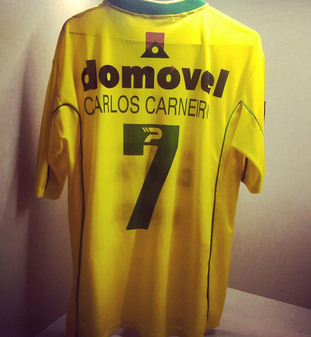 Paços de Ferreira 2001-02 Home Kit