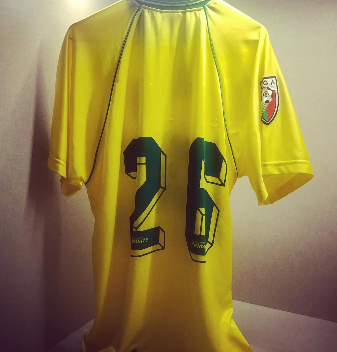 Paços de Ferreira 1998-99 Home Kit