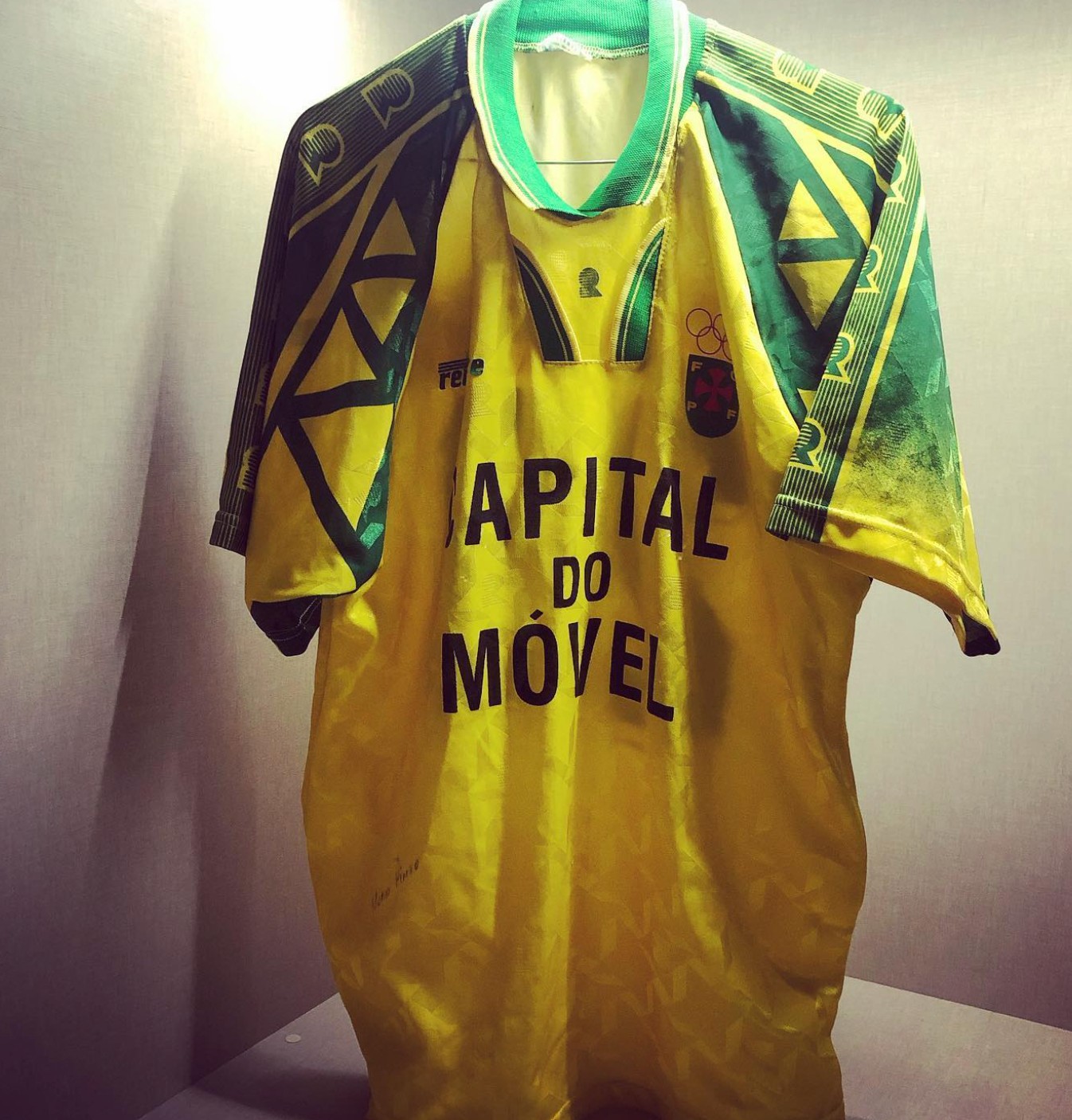 Paços de Ferreira 1997-98 Home Kit