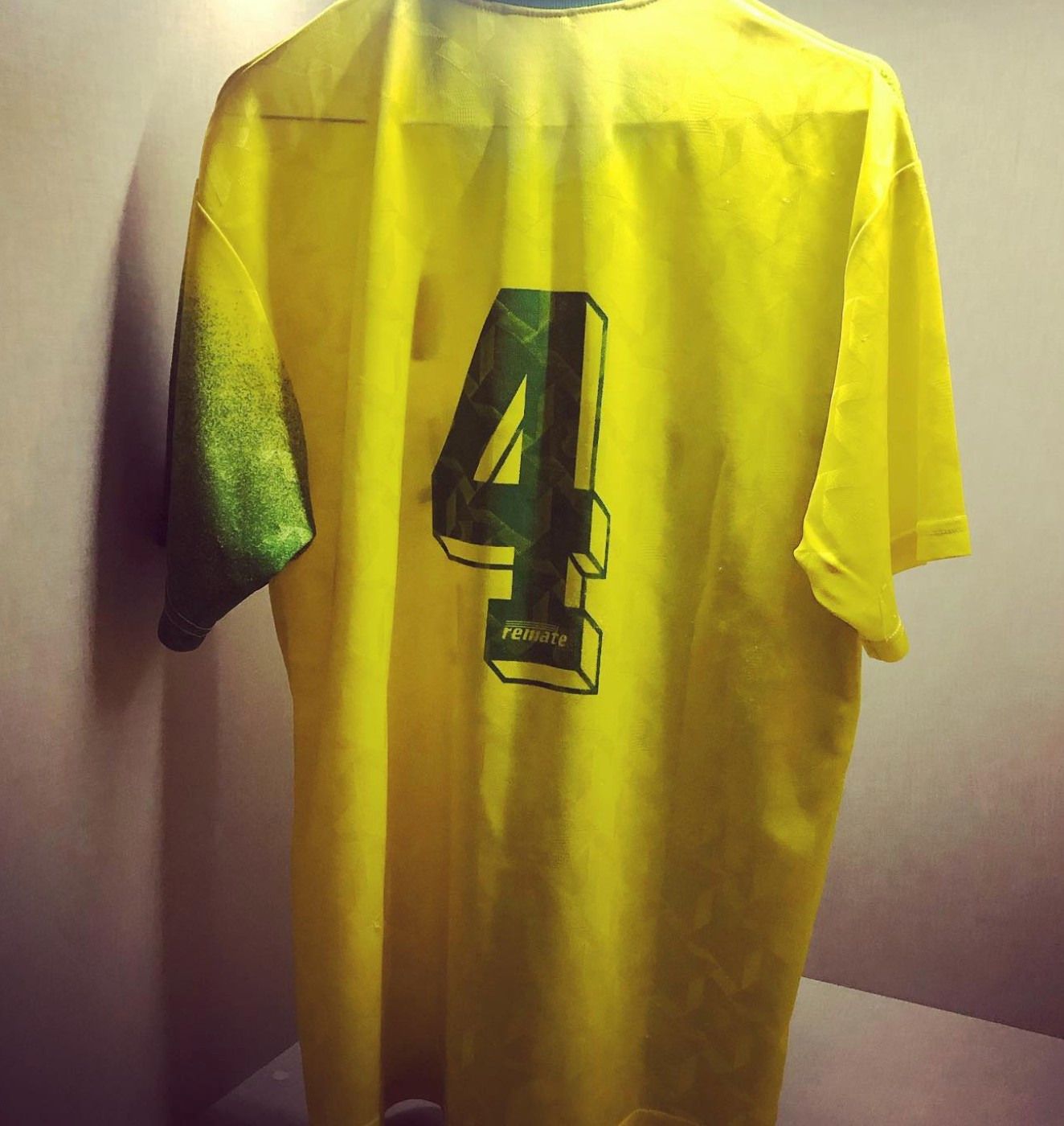 Paços de Ferreira 1996-97 Home Kit