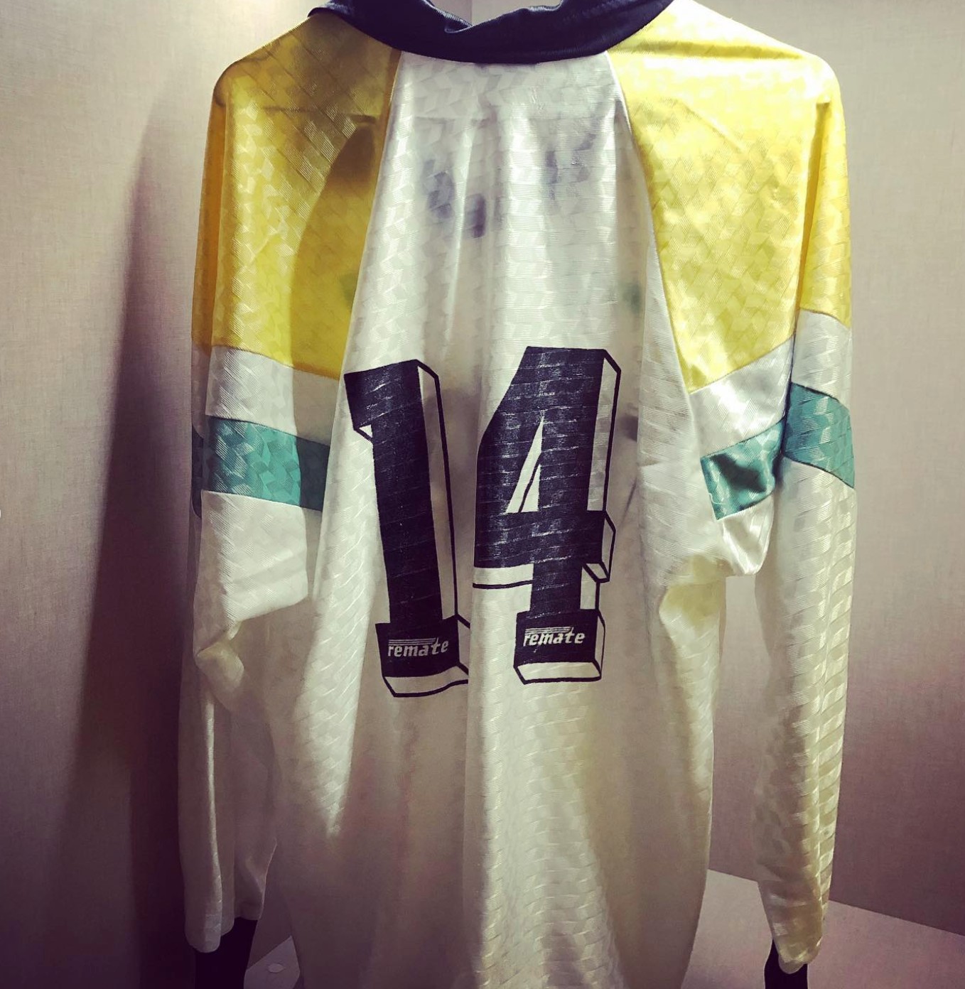 Paços de Ferreira 1993-94 Away Kit