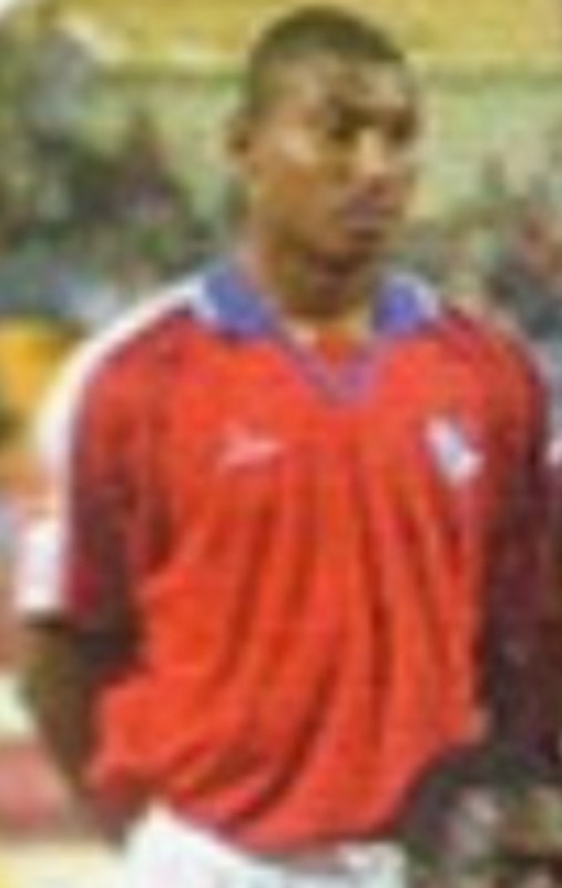 Gil Vicente 2003-04 Home Kit