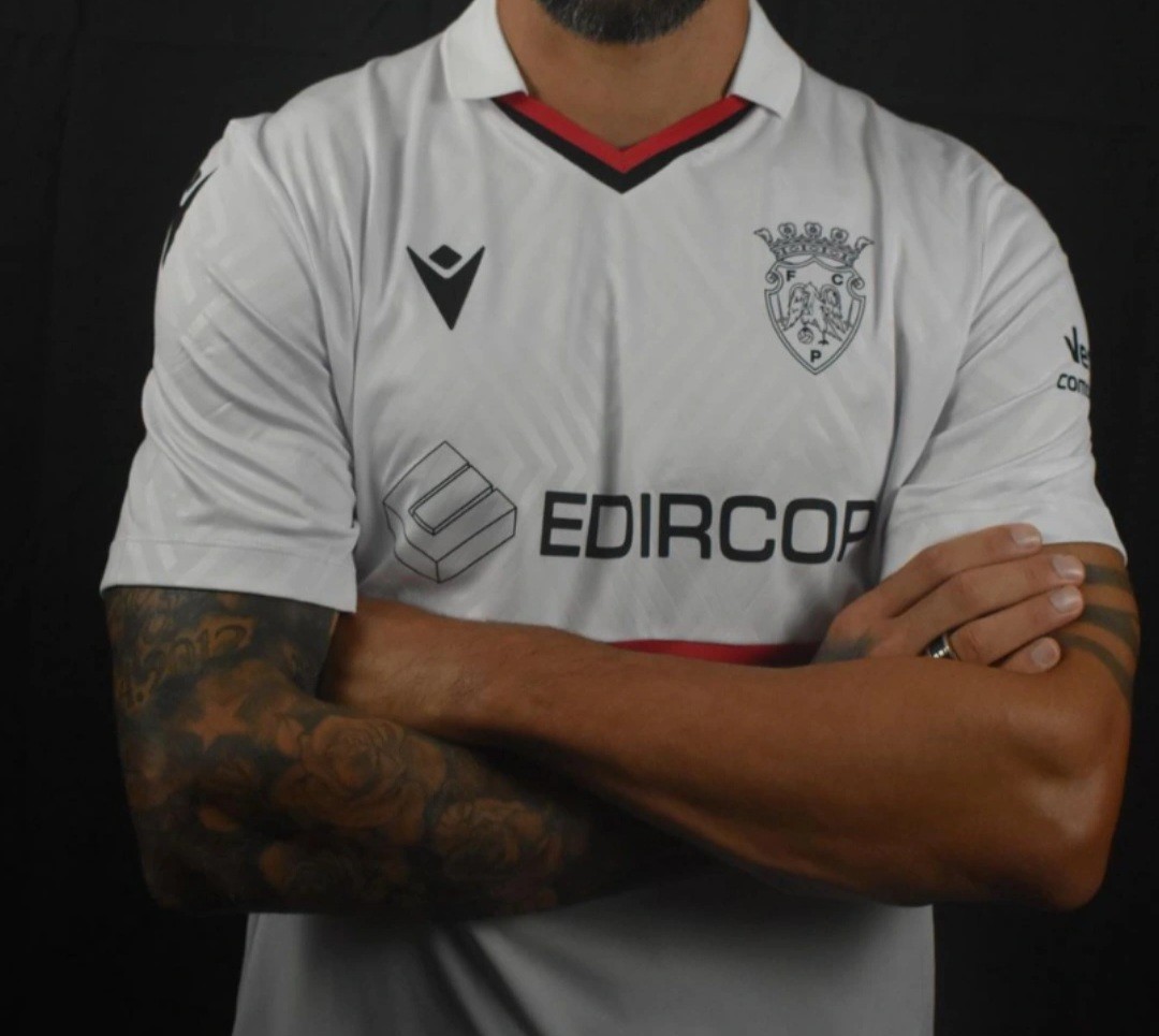 FC Penafiel 2023-24 Third Kit