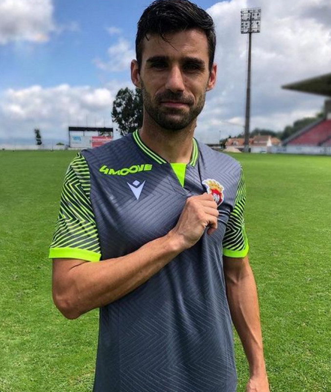 FC Penafiel 2021-22 Away Kit