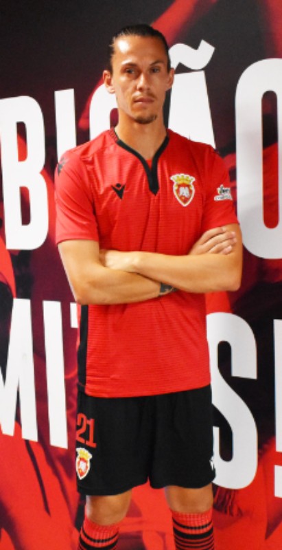 FC Penafiel 2020-21 Home Kit