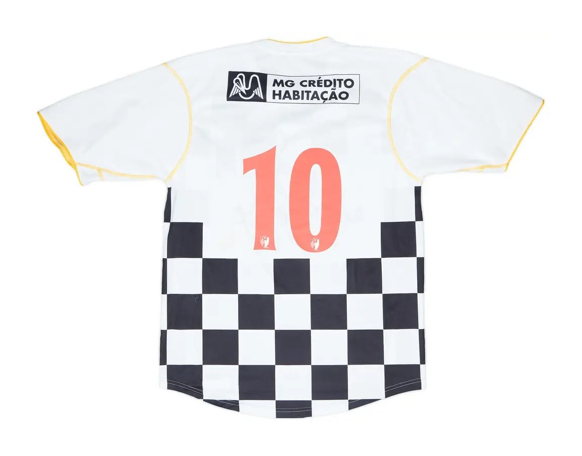 Boavista 2002-03 Home Kit