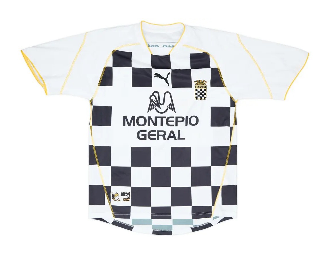 Boavista 2002-03 Home Kit