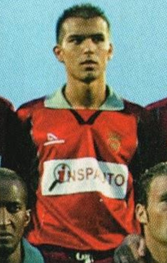 FC Penafiel 2003-04 Home Kit