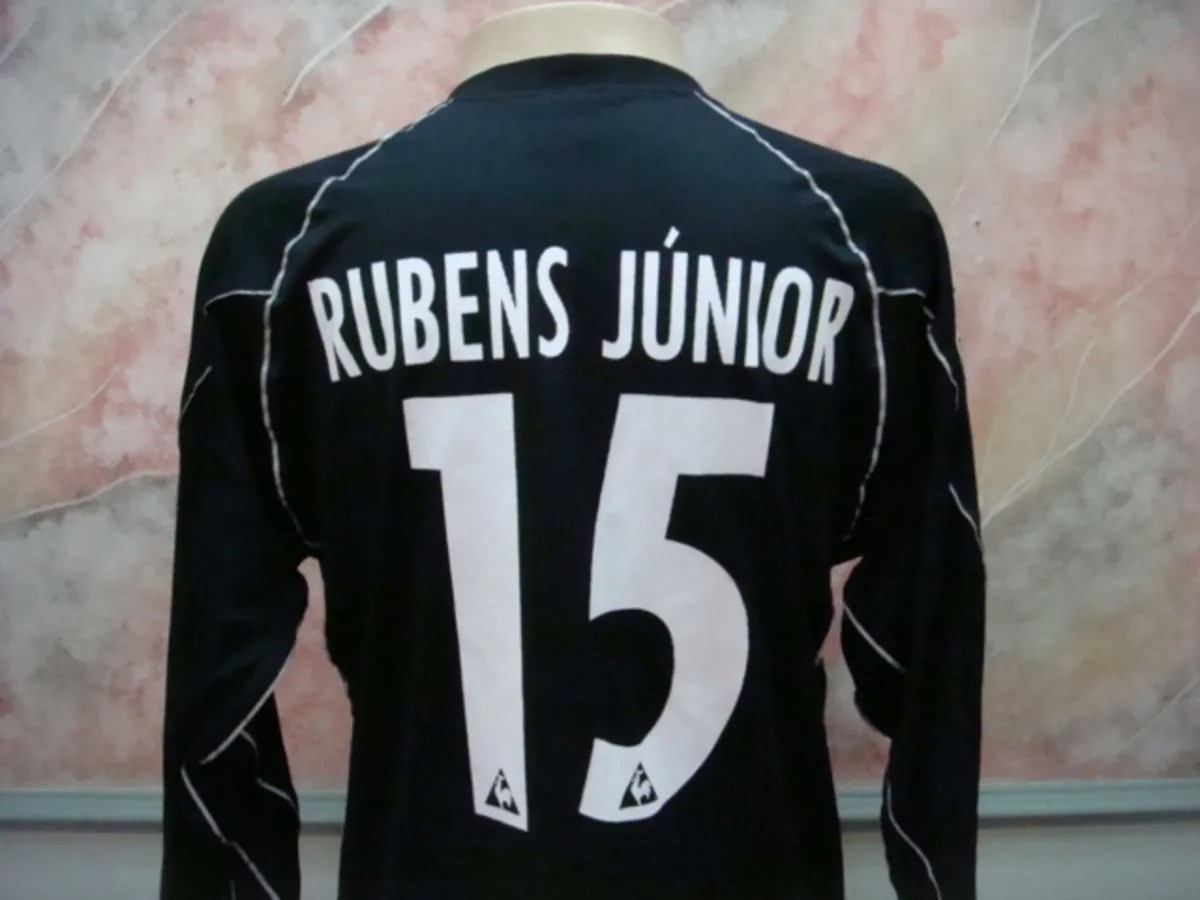 Vitória SC 2002-03 Away Kit