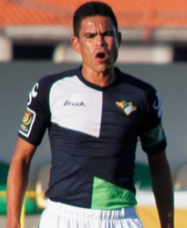 Moreirense 2013-14 Away Kit