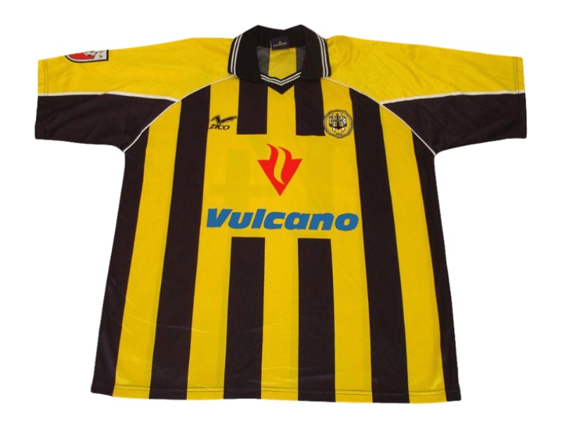 SC Beira-Mar 2002-03 Home Kit