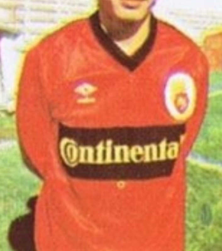 FC Penafiel 1988-89 Home 2 Kit