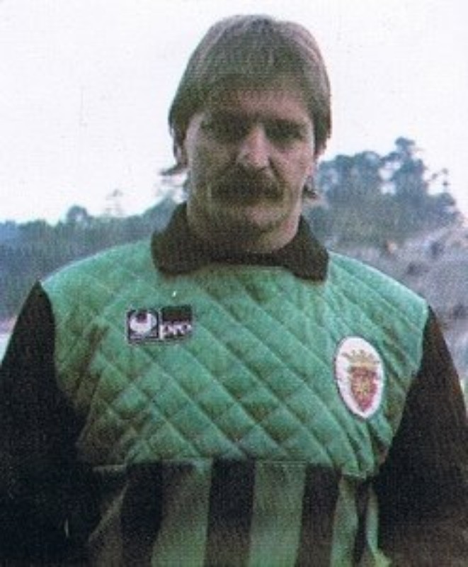 FC Penafiel 1988-89 GK 2 Kit