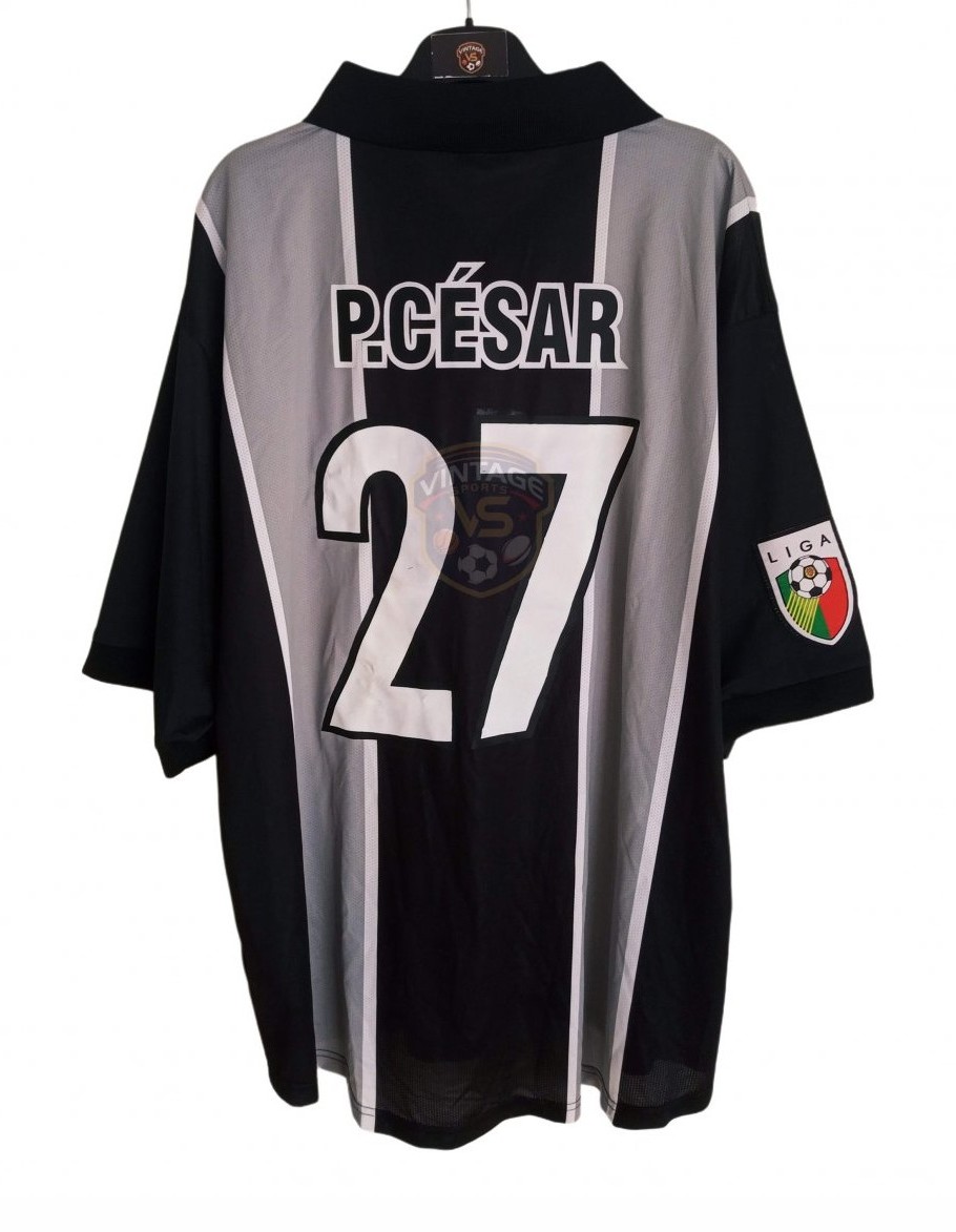 Vitória SC 2001-02 Away Kit