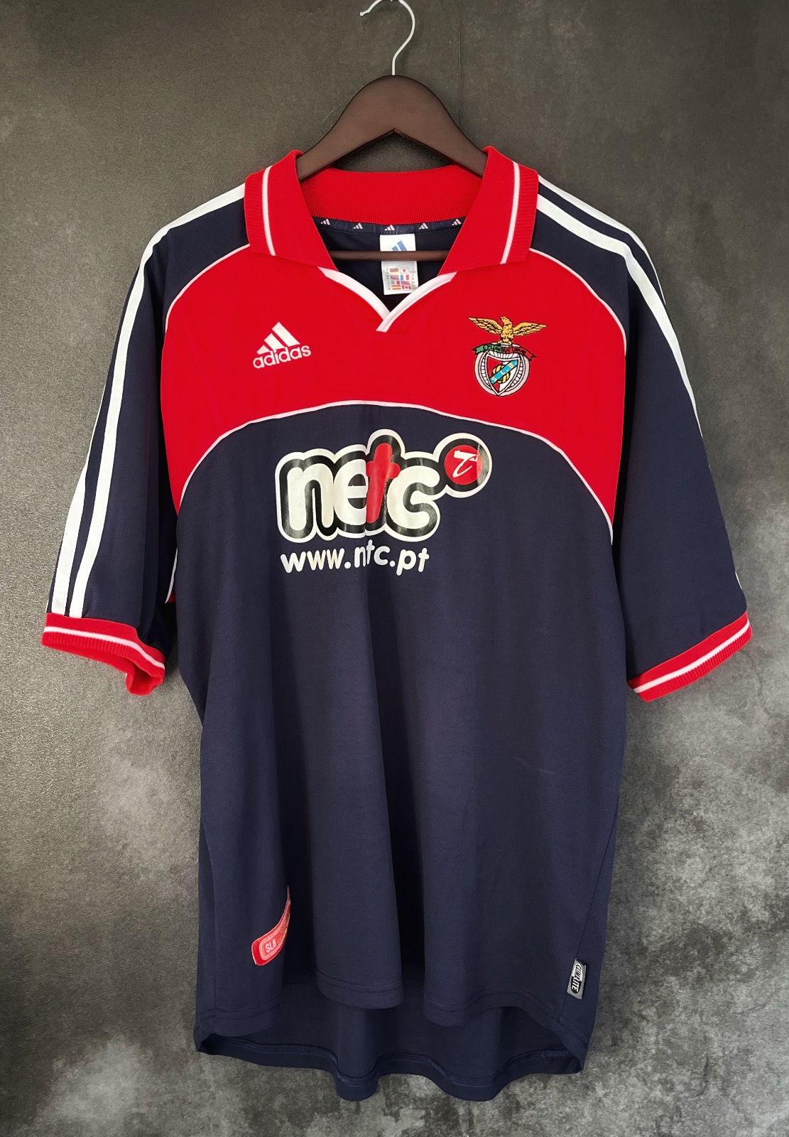 SL Benfica 2000-01 Third Kit