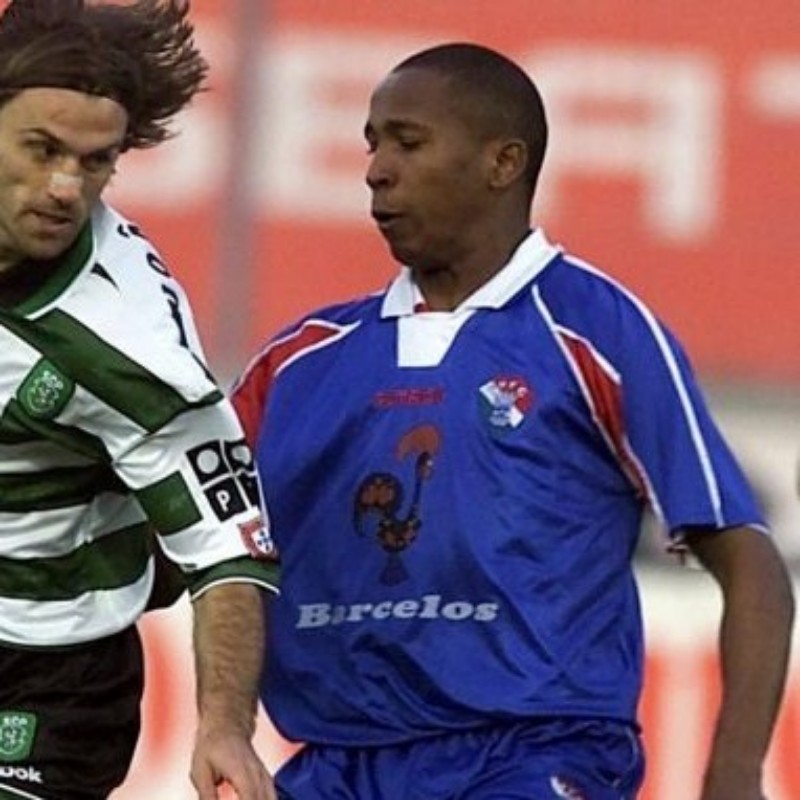 Gil Vicente 2000-01 Away Kit