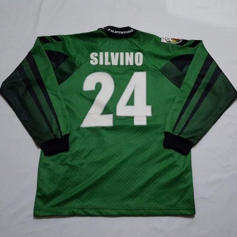Sport Comércio e Salgueiros 1998-99 GK Kit