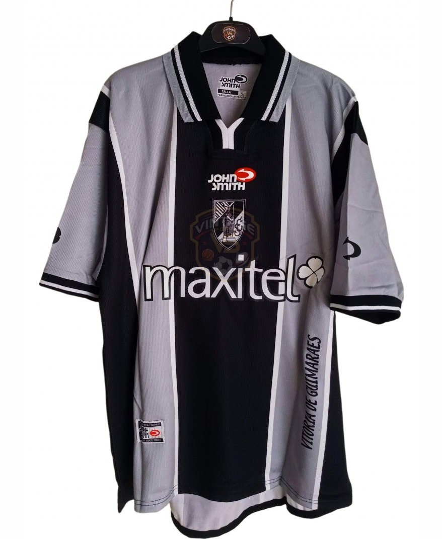 Vitória SC 2000-01 Away Kit