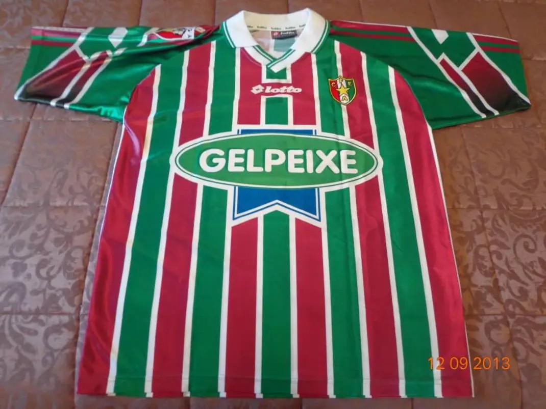 Estrela da Amadora 2000-01 Home Kit